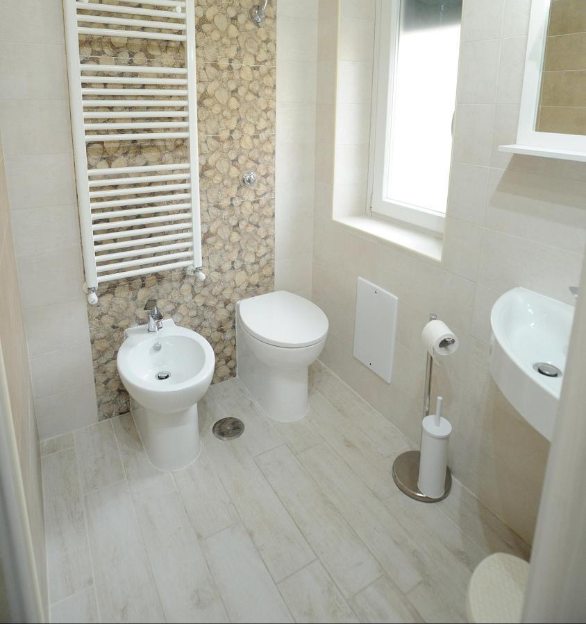 Arianna Bed and Breakfast Σαλέρνο Εξωτερικό φωτογραφία