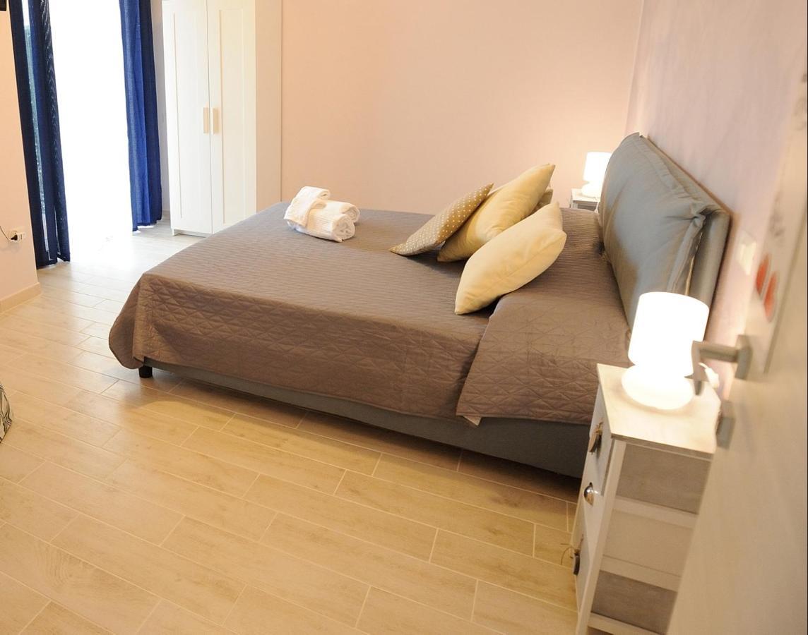 Arianna Bed and Breakfast Σαλέρνο Εξωτερικό φωτογραφία